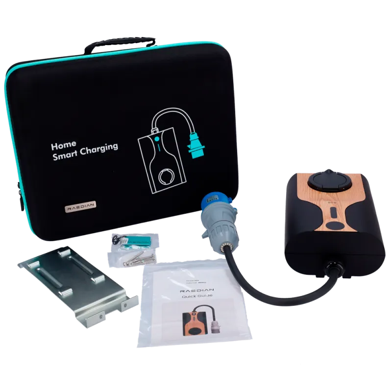 Kit chargeur portable Raedian NORA 7,4 kW avec adaptateurs de prises européennes