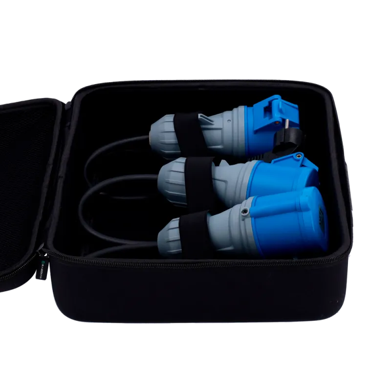 Kit chargeur portable Raedian NORA 7,4 kW avec adaptateurs de prises européennes