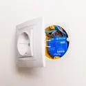 Shelly Plus 1 – Relais connecté Wi-Fi à contact sec